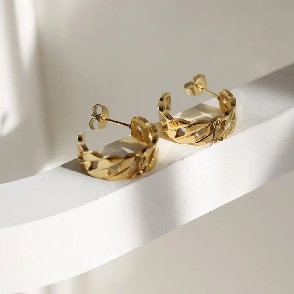 18K GOLD PLATED FRENCH HOLLOW EARRING | 316L STAINLESS STEEL🖤